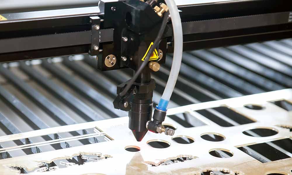 TDS Duddeck Dichtungen GmbH Fertigung mit Laserschneider